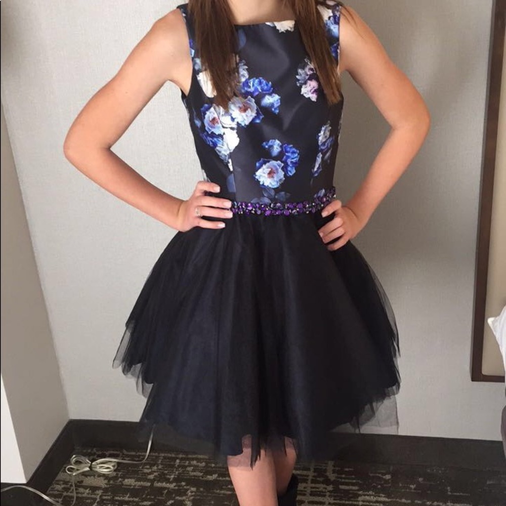 BEAUTIFUL PROM/ FORMAL/ HOCO/ PAGEANT DRESS